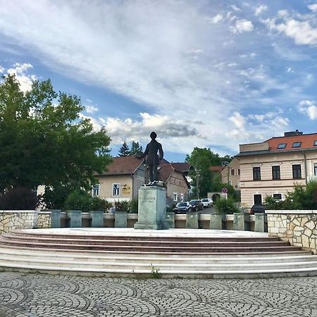 Andrea Apartman Miskolc Belvarosaban Bagian luar foto