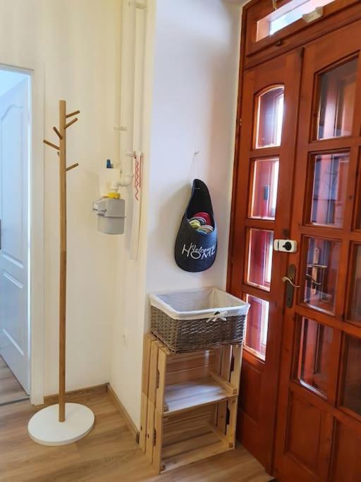 Andrea Apartman Miskolc Belvarosaban Bagian luar foto